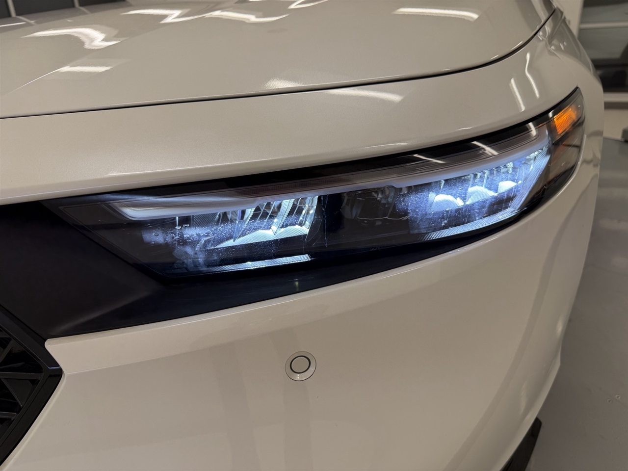 Honda Accord EX-L Hybrid 2025