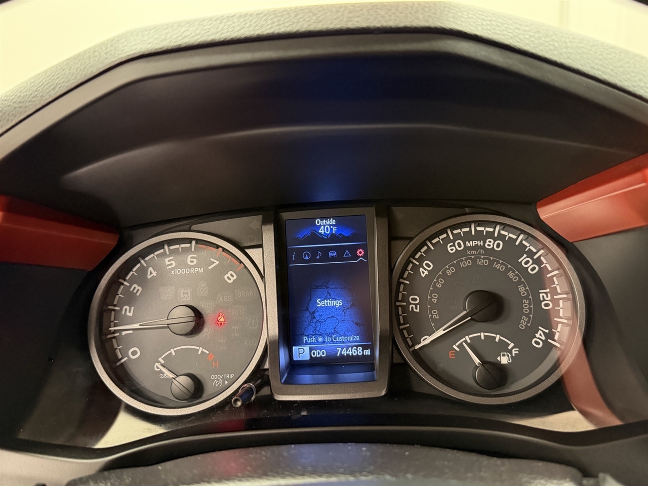 Toyota Tacoma SR5 Access Cab V6 6AT 4WD 2016