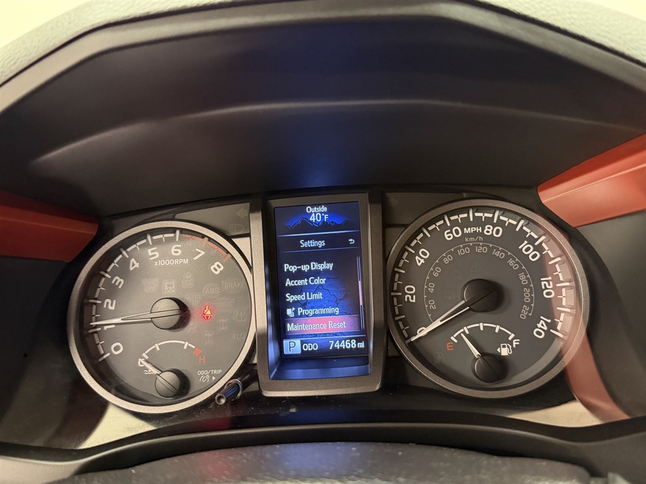 Toyota Tacoma SR5 Access Cab V6 6AT 4WD 2016