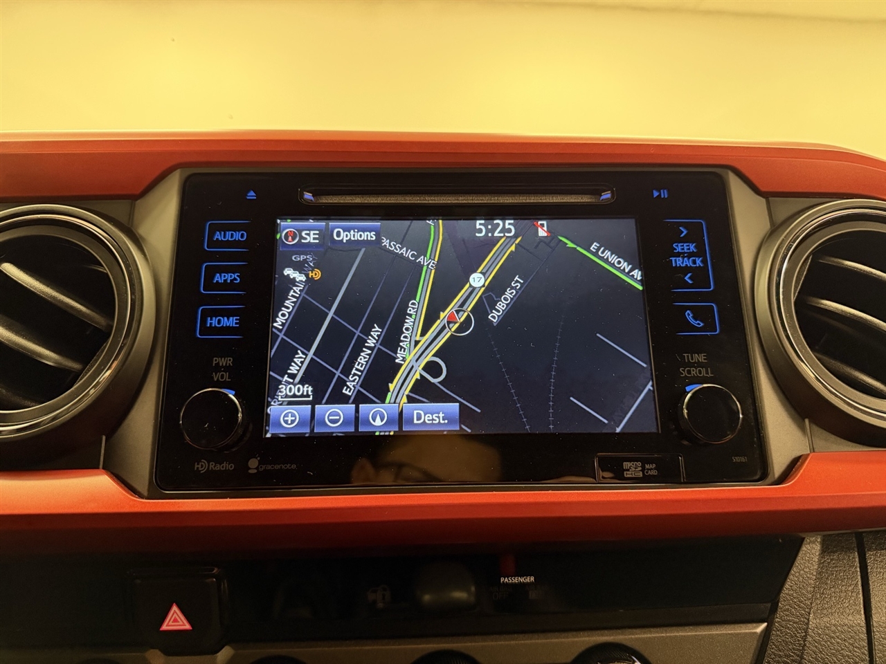 Toyota Tacoma SR5 Access Cab V6 6AT 4WD 2016