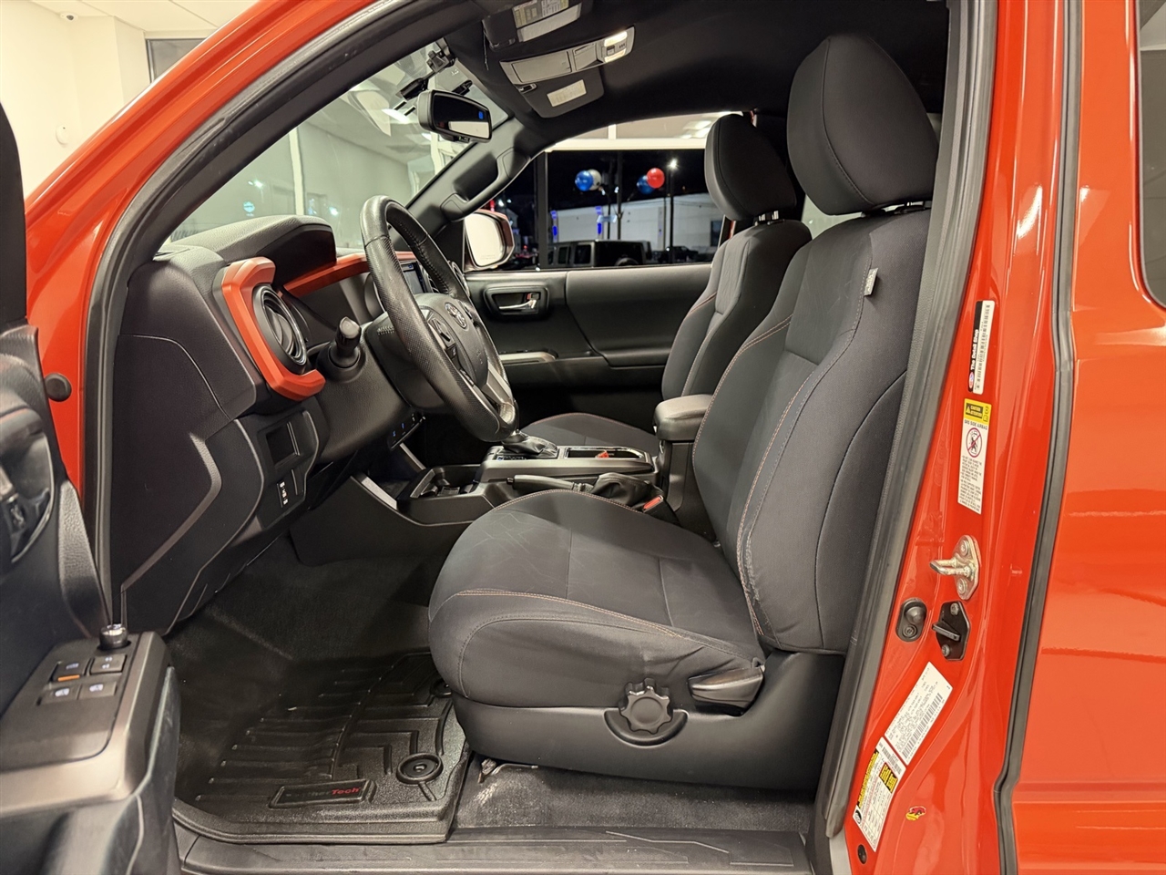 Toyota Tacoma SR5 Access Cab V6 6AT 4WD 2016