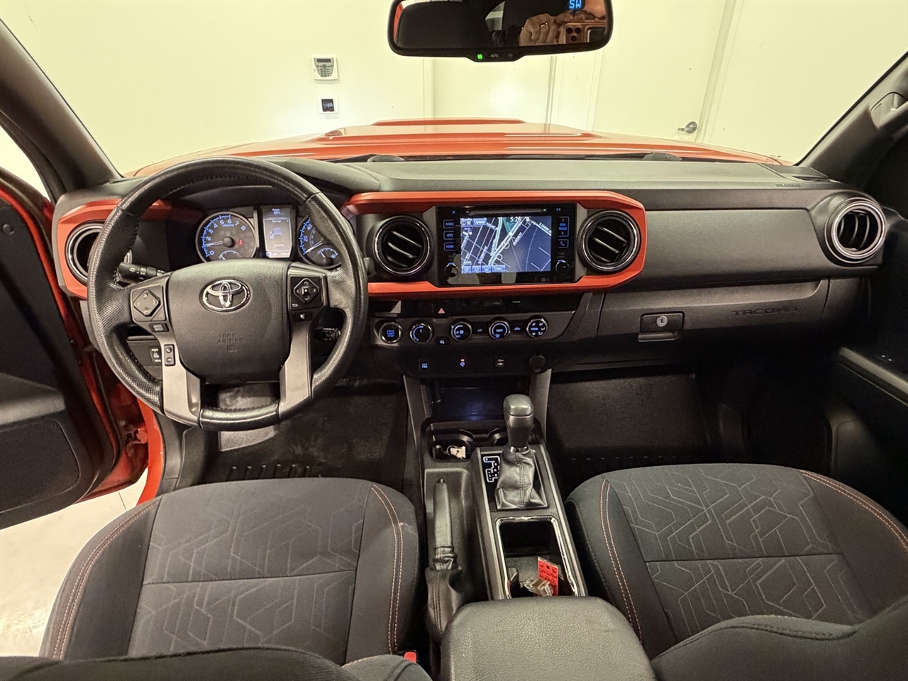 Toyota Tacoma SR5 Access Cab V6 6AT 4WD 2016