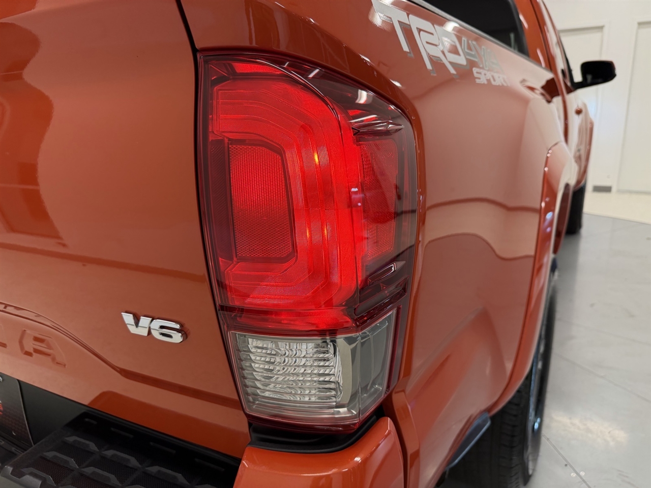 Toyota Tacoma SR5 Access Cab V6 6AT 4WD 2016