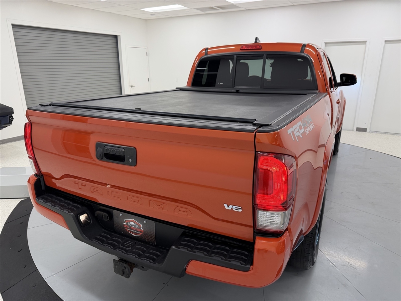 Toyota Tacoma SR5 Access Cab V6 6AT 4WD 2016