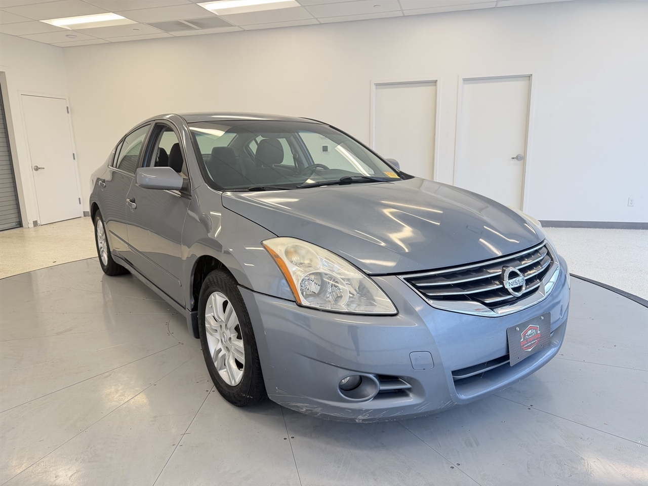 2011 Nissan Altima S's photo