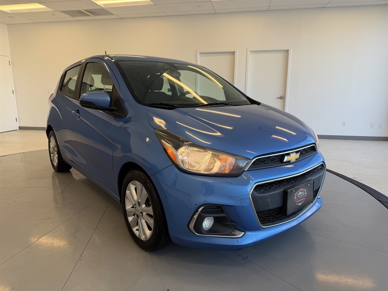 2016 Chevrolet Spark 1LT's photo