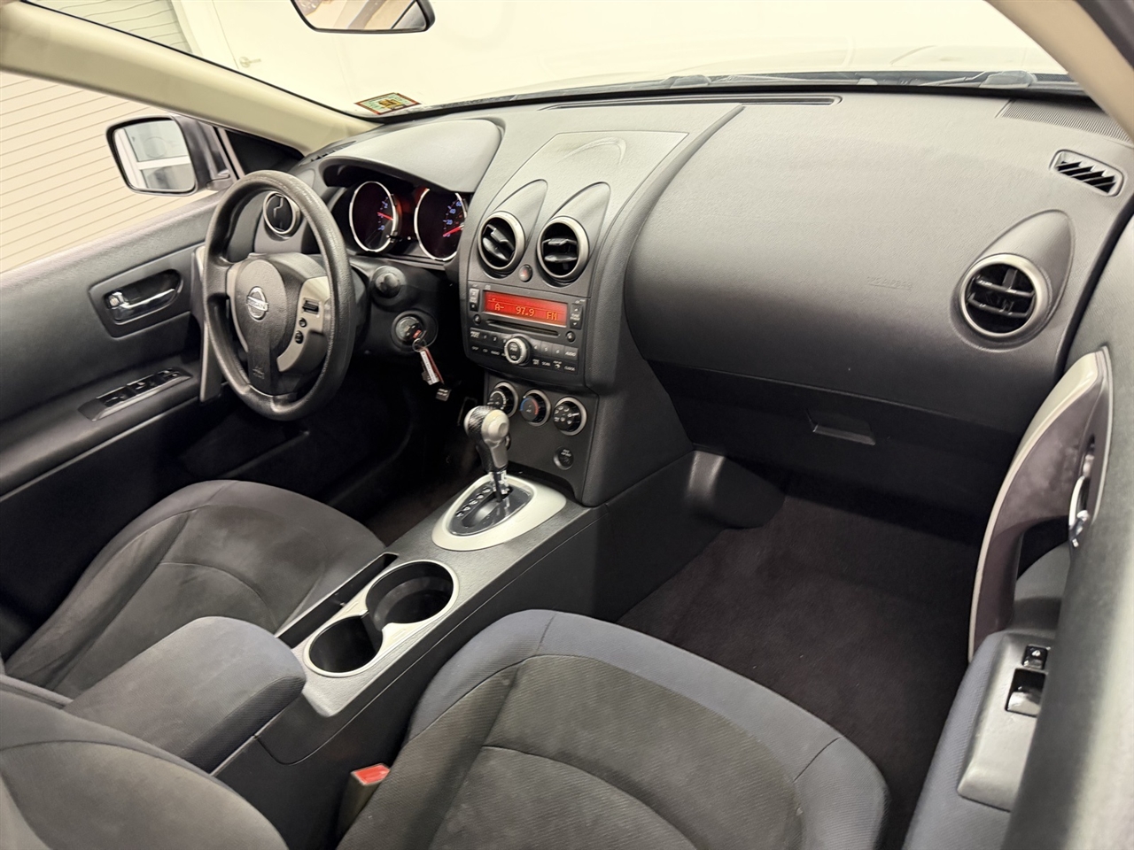 Nissan Rogue S AWD 2008