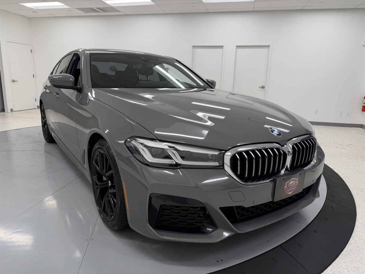 2022 BMW 5-Series 530i