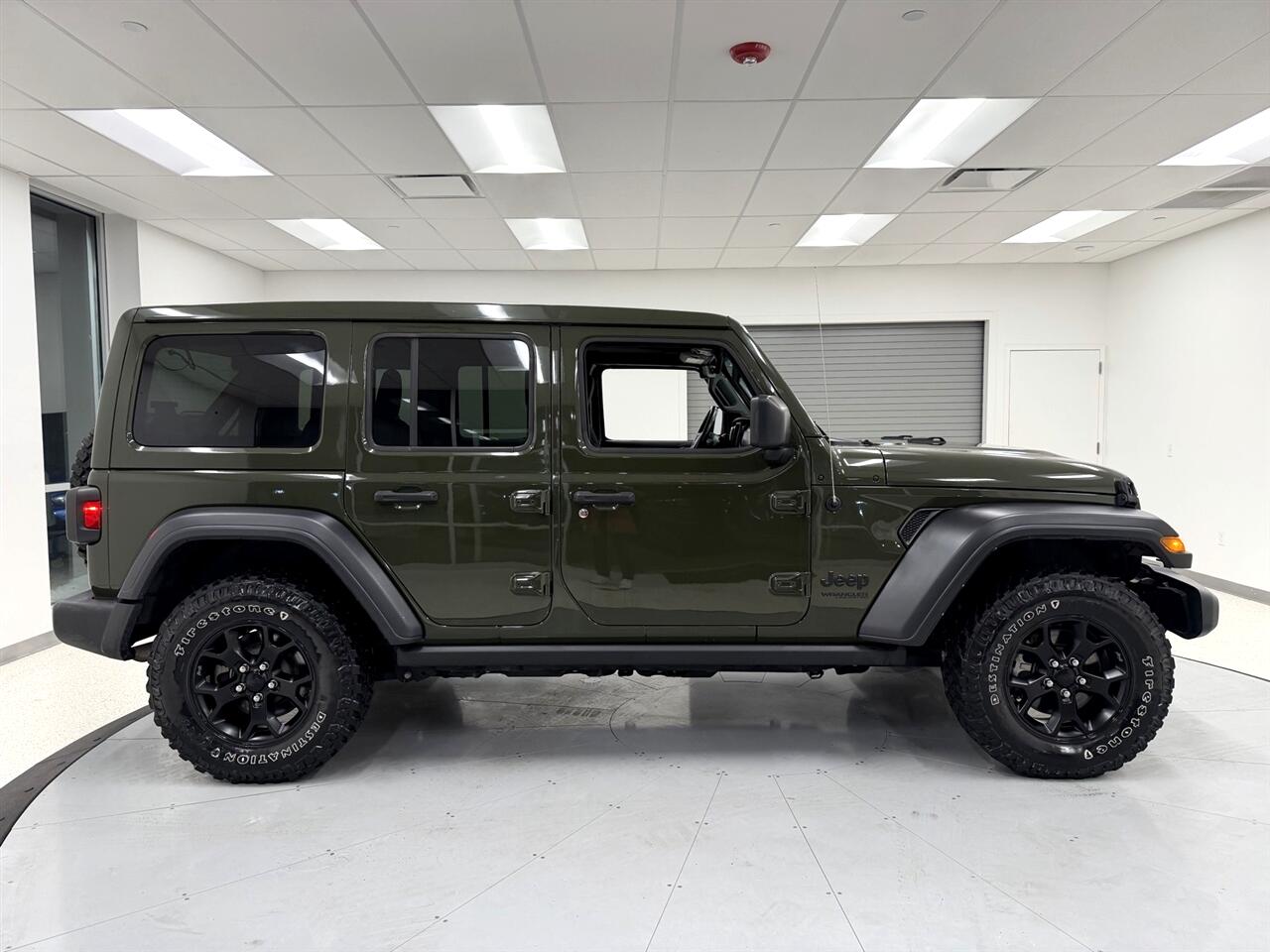 Jeep Wrangler Unlimited Willys Sport 2021