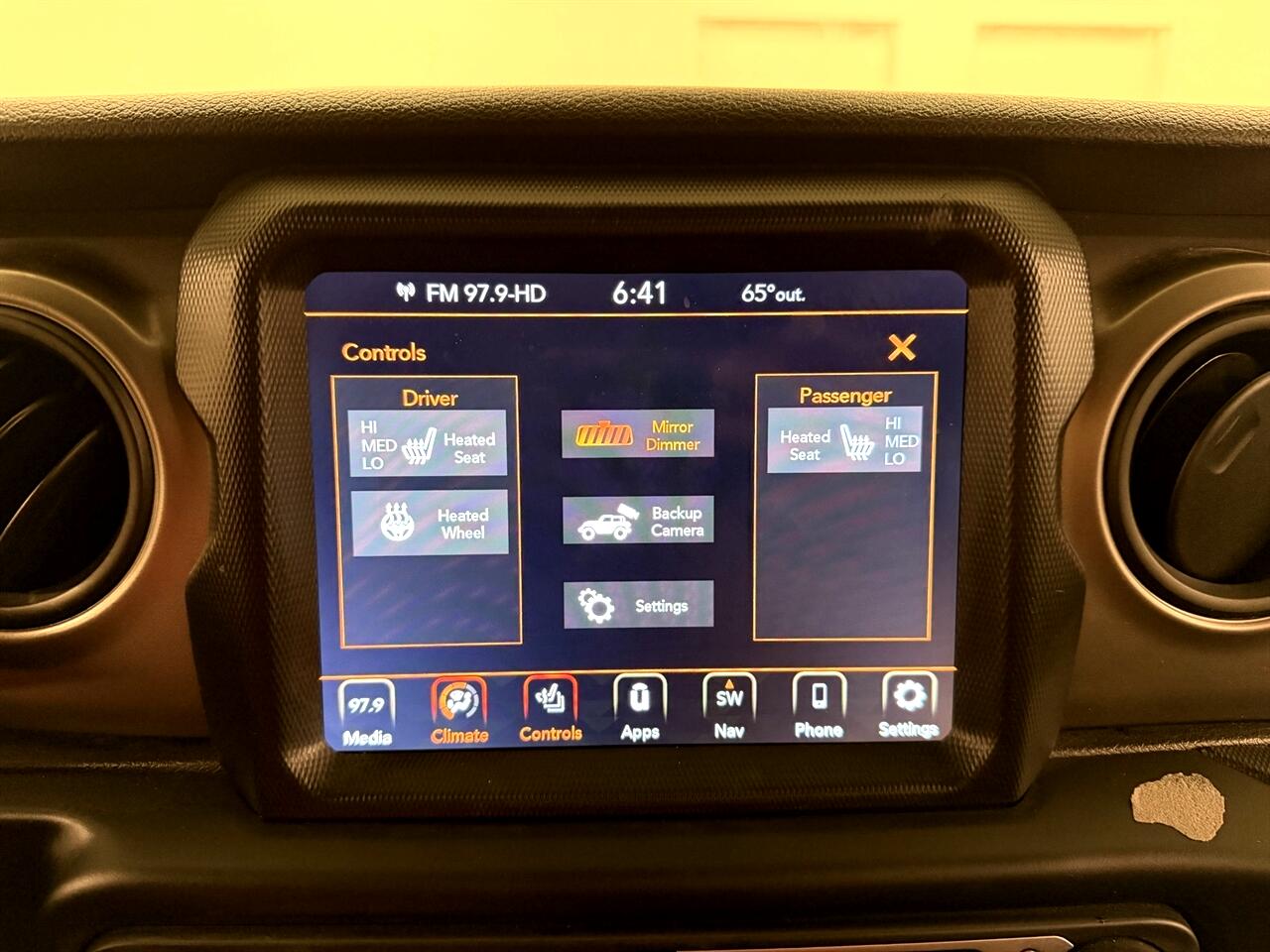 Jeep Wrangler Unlimited Willys Sport 2021