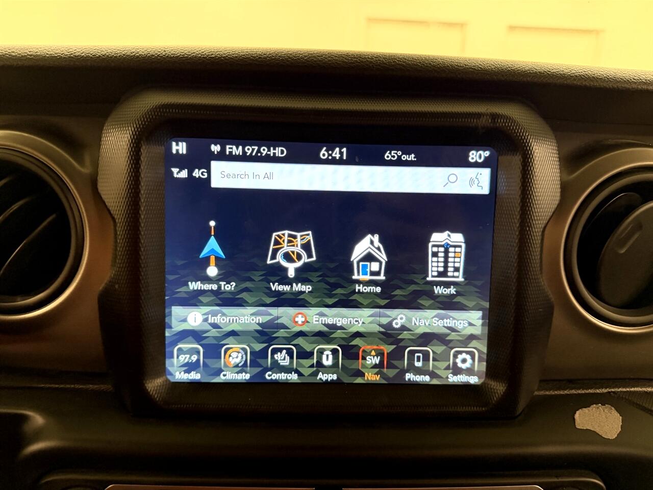 Jeep Wrangler Unlimited Willys Sport 2021