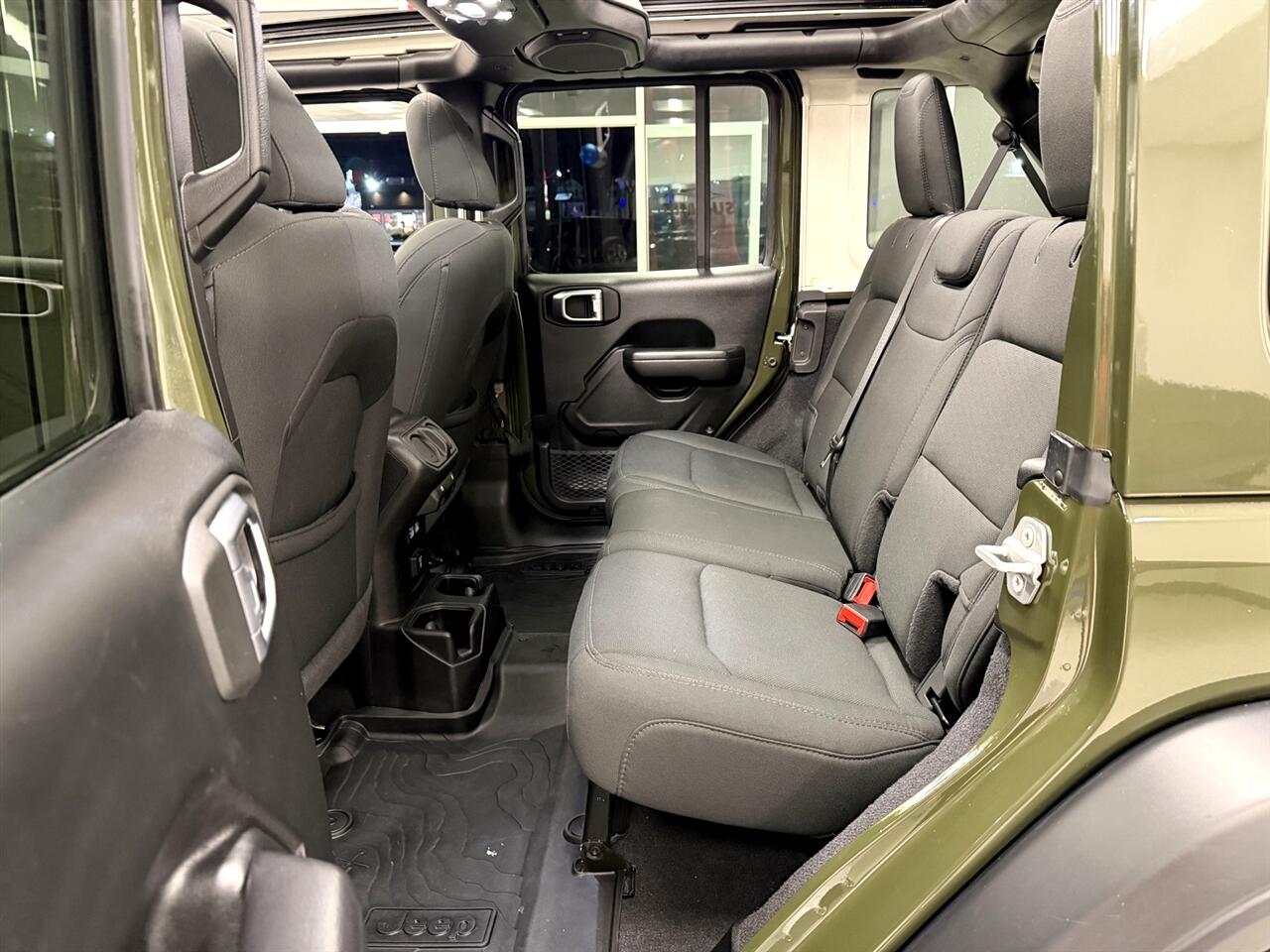 Jeep Wrangler Unlimited Willys Sport 2021