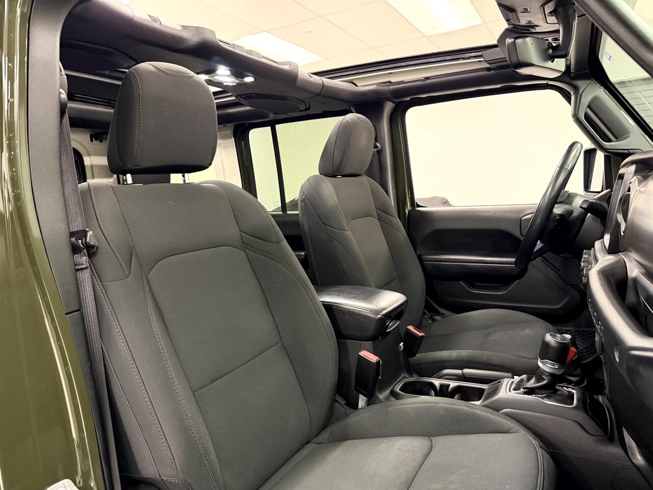 Jeep Wrangler Unlimited Willys Sport 2021