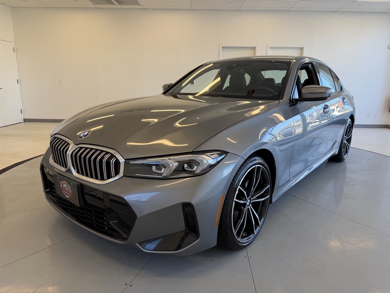 BMW 3-Series 330i xDrive 2023