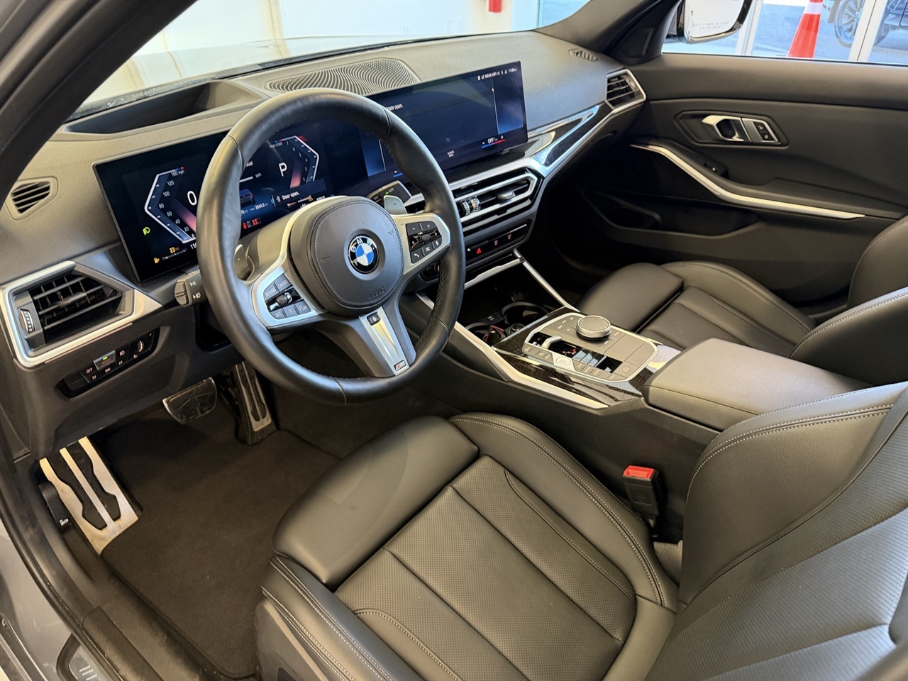 BMW 3-Series 330i xDrive 2023