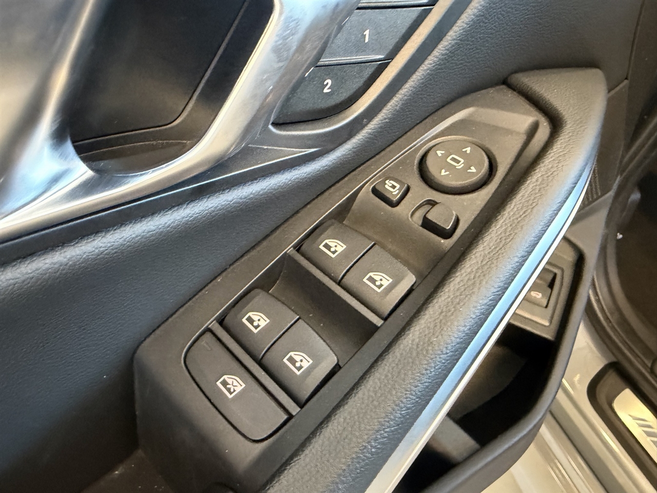 BMW 3-Series 330i xDrive 2023