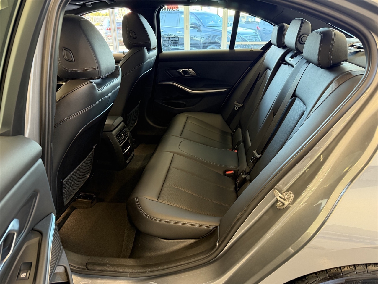 BMW 3-Series 330i xDrive 2023