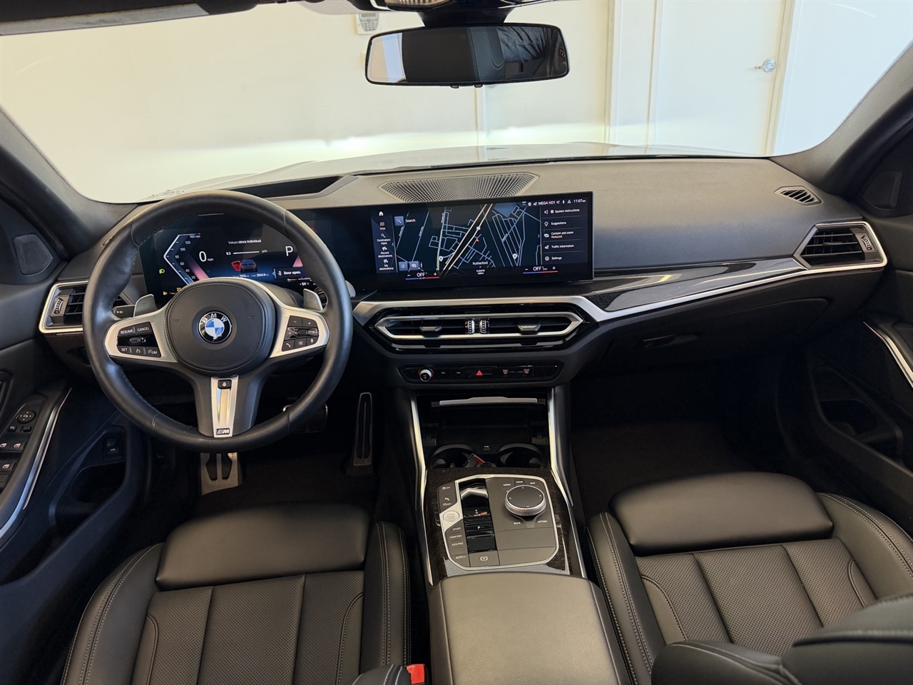 BMW 3-Series 330i xDrive 2023