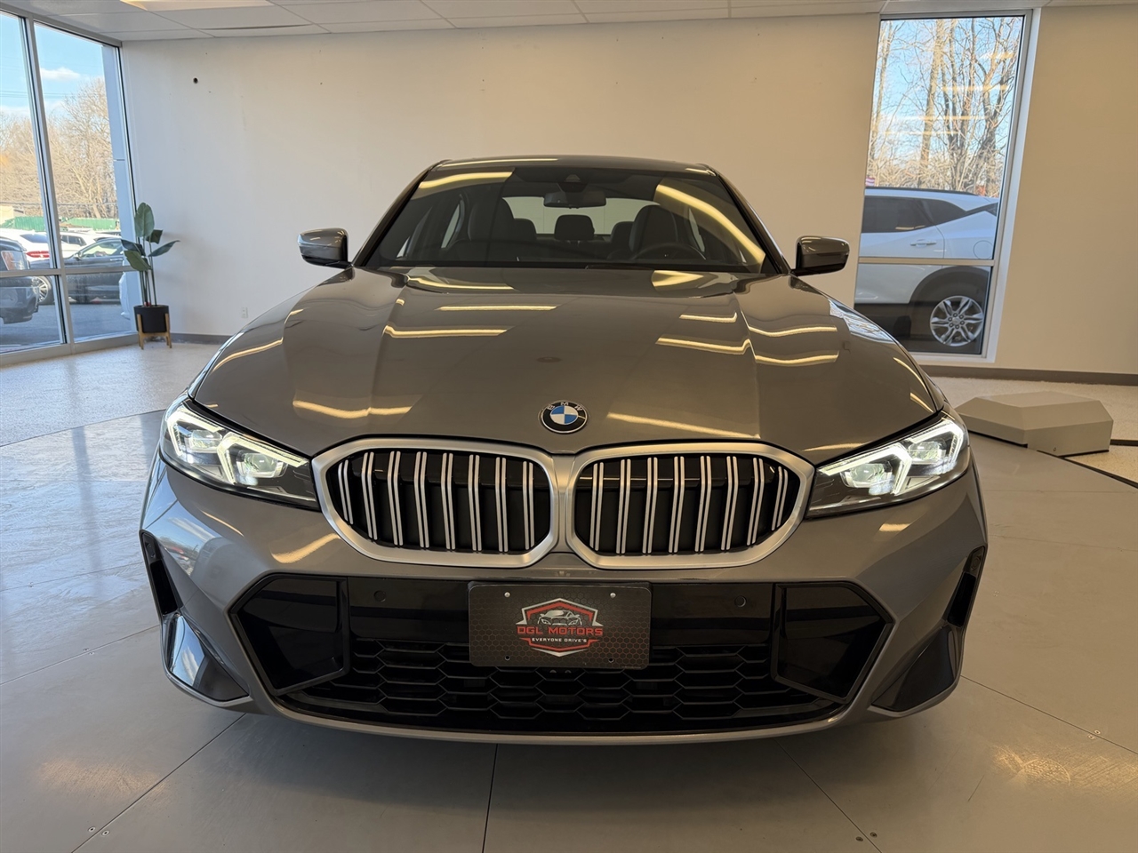 BMW 3-Series 330i xDrive 2023