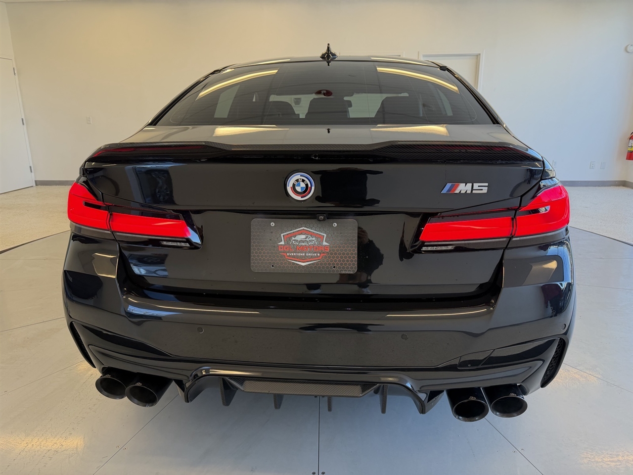 BMW M5 Base 2022