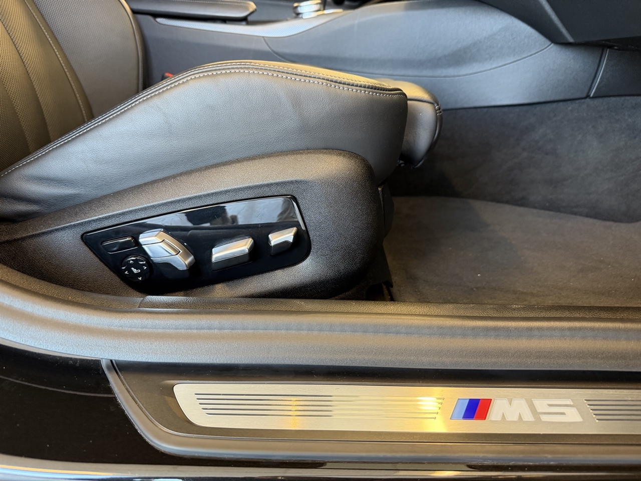 BMW M5 Base 2022