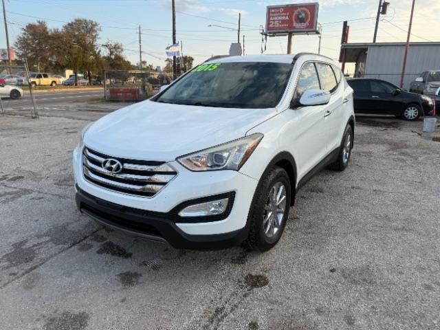 2015 Hyundai Santa Fe Sport GLS photo 2