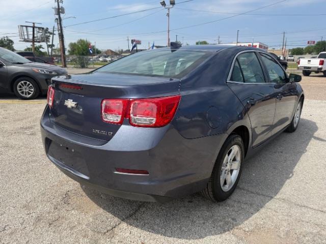 Chevrolet Malibu  2015