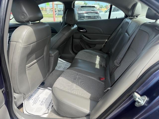 Chevrolet Malibu  2015