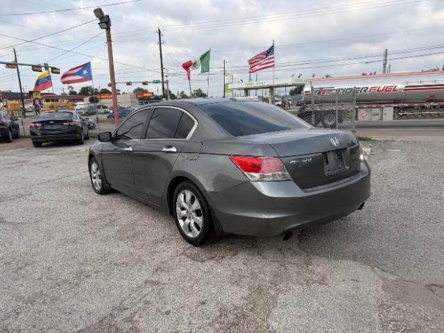 Honda Accord  2010