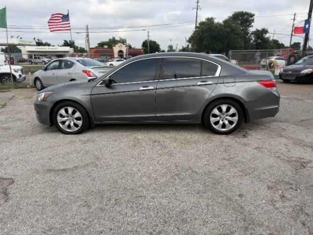 Honda Accord  2010