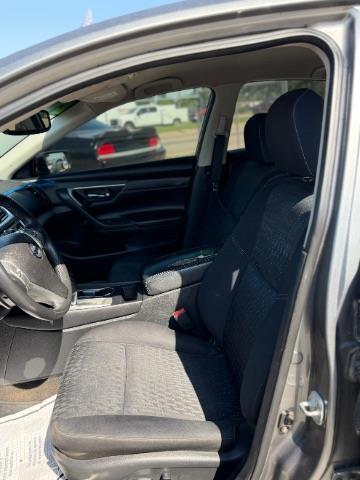 Nissan Altima  2016