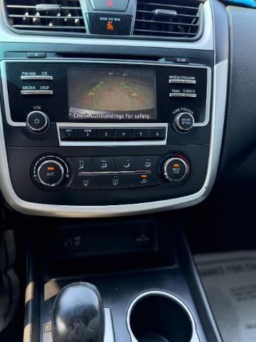 Nissan Altima  2016