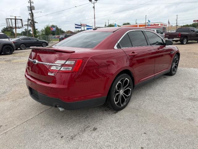 Ford Taurus  2015