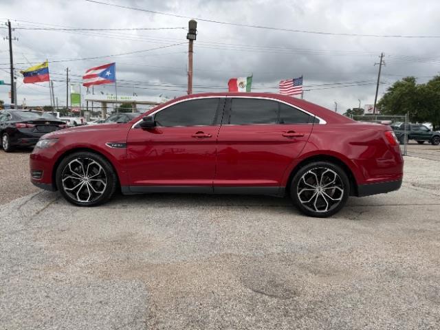 Ford Taurus  2015