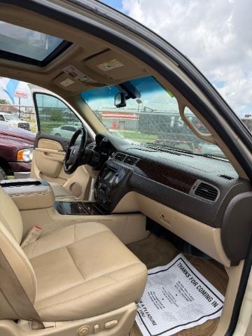 GMC Yukon Denali  2011