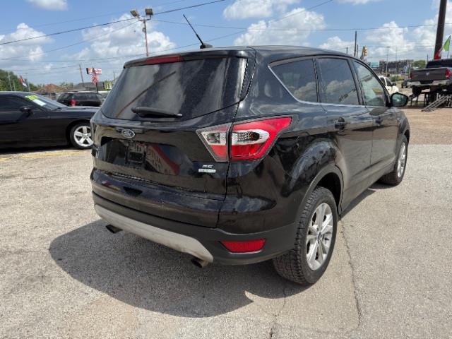 Ford Escape  2017