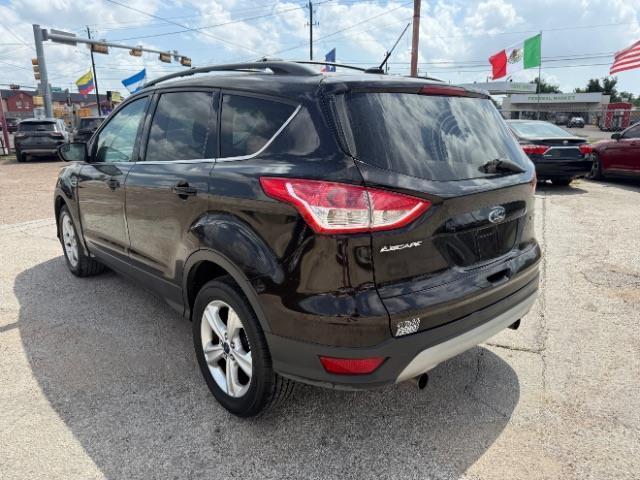 Ford Escape  2013
