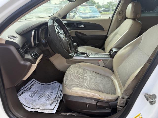 Chevrolet Malibu  2013