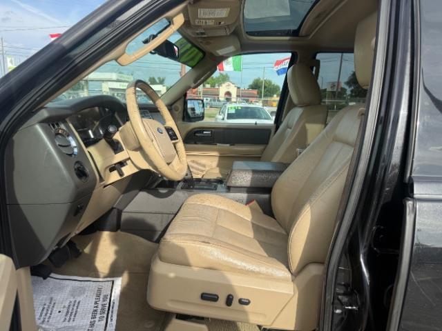 Ford Expedition  2013