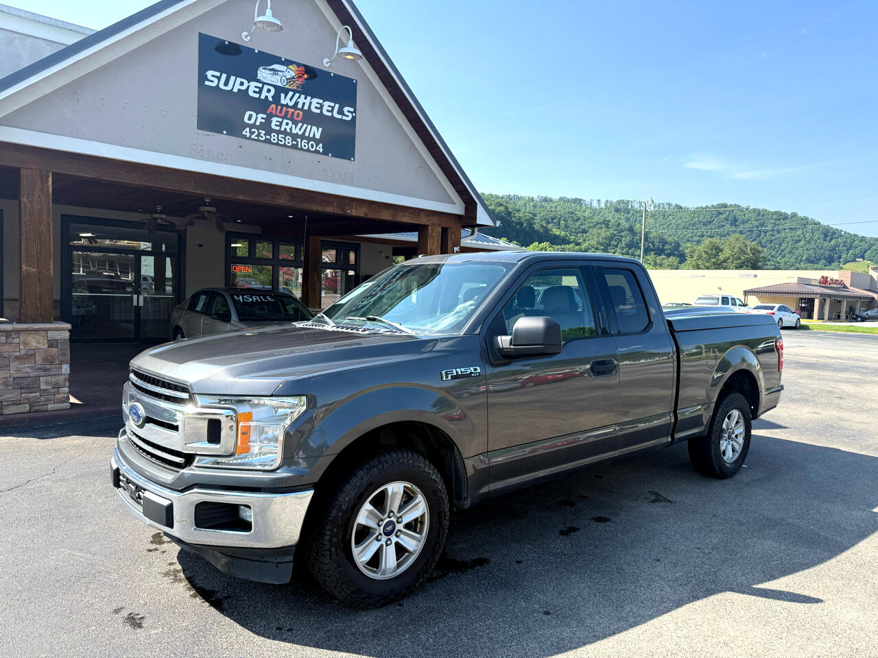 Ford F-150 XLT SuperCab 6.5-ft. Bed 2WD 2018 Ford F-150 XLT SuperCab 6.5-ft. Bed 2WD 2018