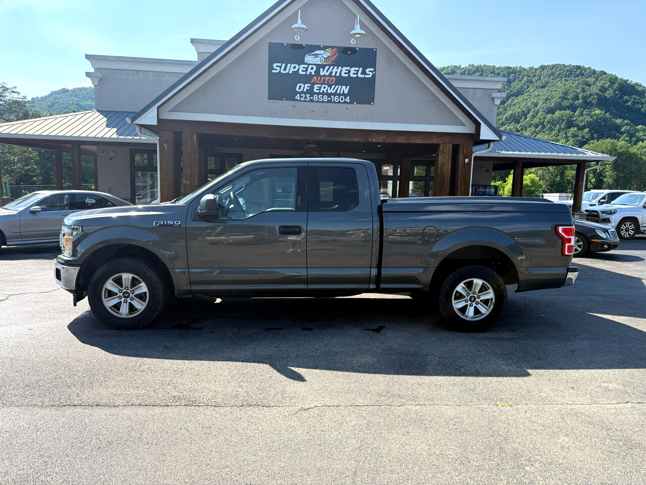 Ford F-150 XLT SuperCab 6.5-ft. Bed 2WD 2018 Ford F-150 XLT SuperCab 6.5-ft. Bed 2WD 2018
