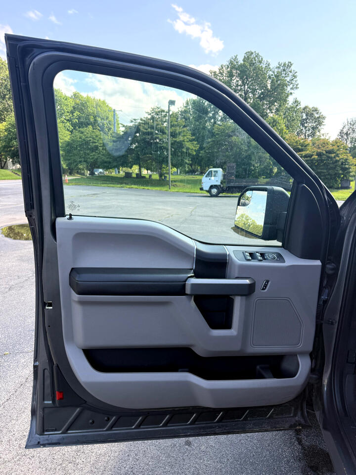 Ford F-150 XLT SuperCab 6.5-ft. Bed 2WD 2018 Ford F-150 XLT SuperCab 6.5-ft. Bed 2WD 2018