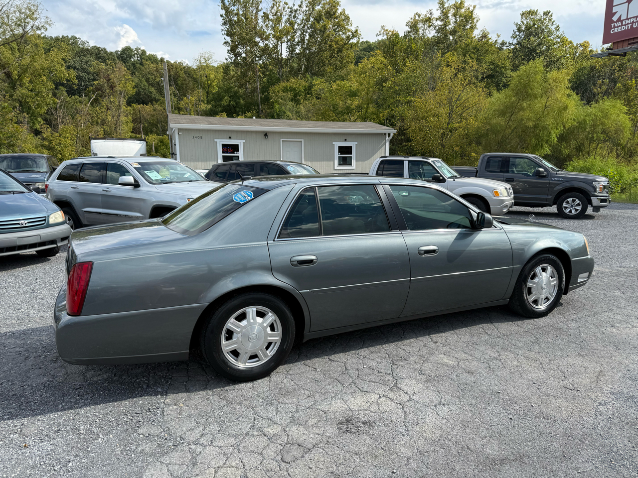 Cadillac DeVille Sedan 2005 Cadillac DeVille Sedan 2005