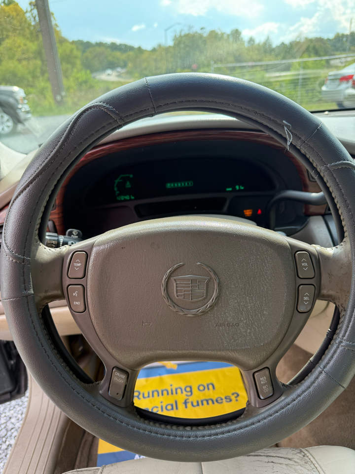 Cadillac DeVille Sedan 2005 Cadillac DeVille Sedan 2005