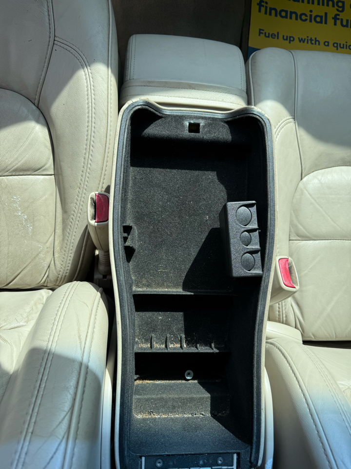 Cadillac DeVille Sedan 2005 Cadillac DeVille Sedan 2005