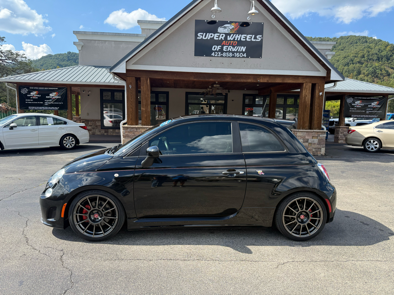 Fiat 500 Abarth Hatchback 2015 Fiat 500 Abarth Hatchback 2015
