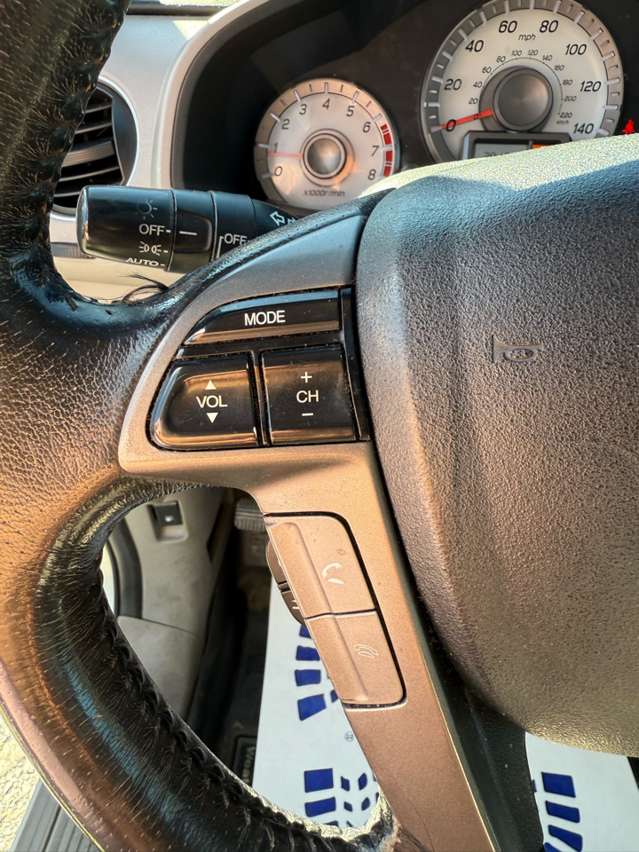 Honda Pilot EX-L 2WD 5-Spd AT 2013 Honda Pilot EX-L 2WD 5-Spd AT 2013