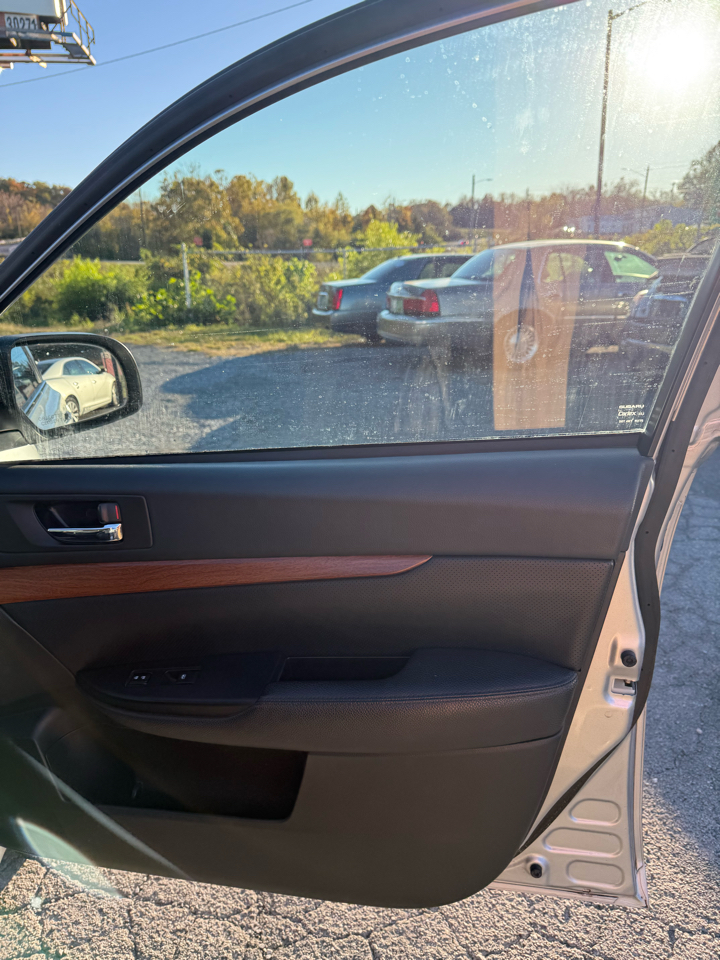 Subaru Outback 2.5i Limited 2014 Subaru Outback 2.5i Limited 2014