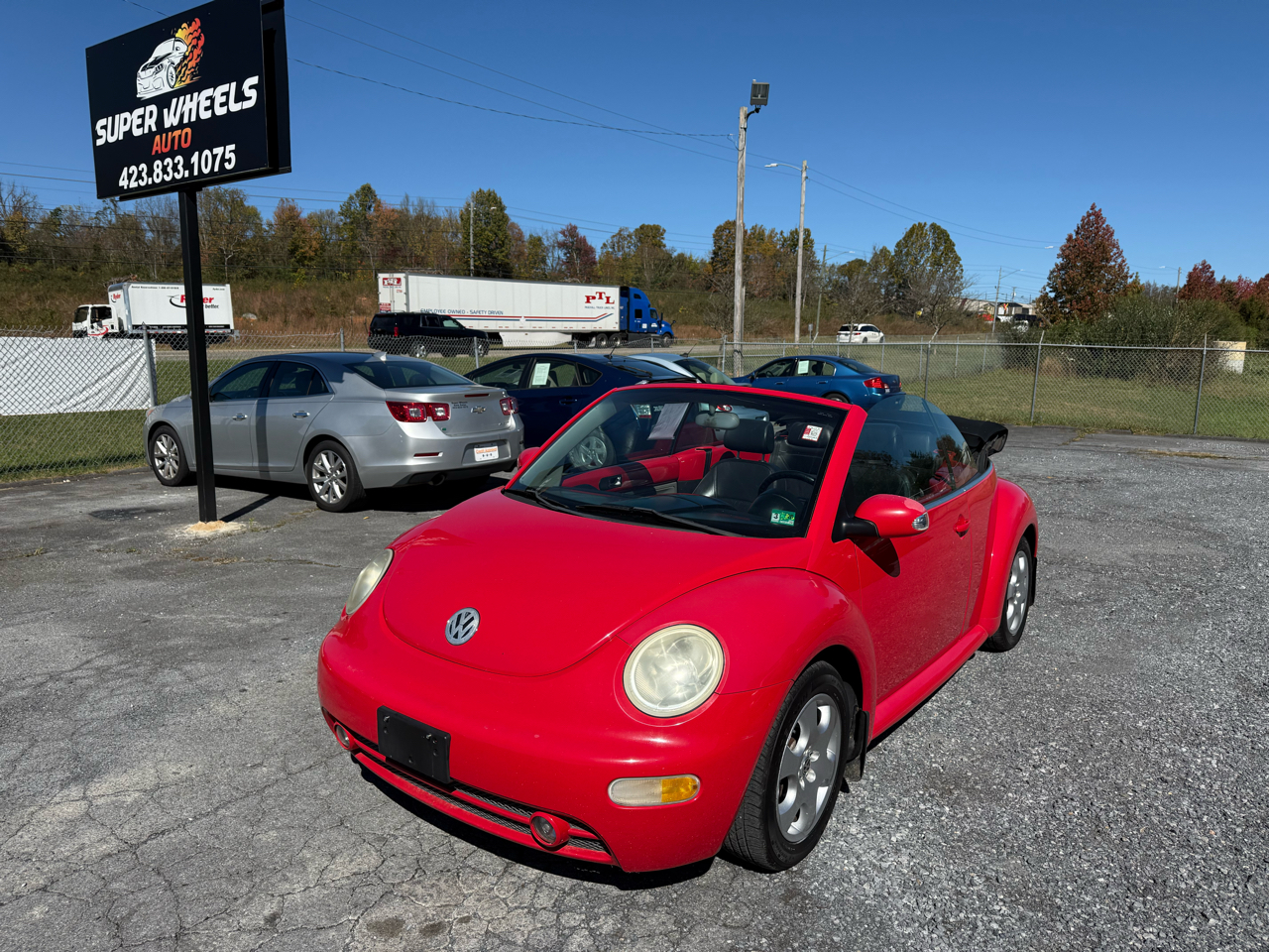 Volkswagen New Beetle GLS 2.0L Convertible 2004 Volkswagen New Beetle GLS 2.0L Convertible 2004