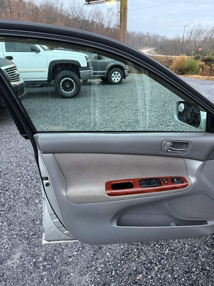 Toyota Camry Standard 2006